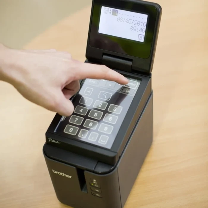 BROTHER เครื่องพิมพ์ฉลากระบบไดเร็ค เทอร์มอล PT-P950NW