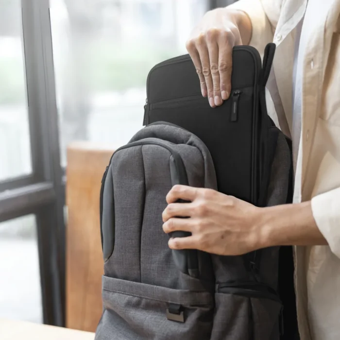 Targus Sideloading Sleeve 11 - 12 inch 04 Targus Sideloading Sleeve กระเป๋าแนวนอนใส่แล็ปท็อปป้องกันแรงกระแทก ขนาด 11 - 12 นิ้ว